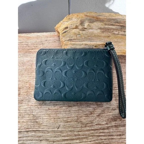 Coach Embossed Leather Wristlet Wallet Green Double-Zip Closure - Picture 3 of 7